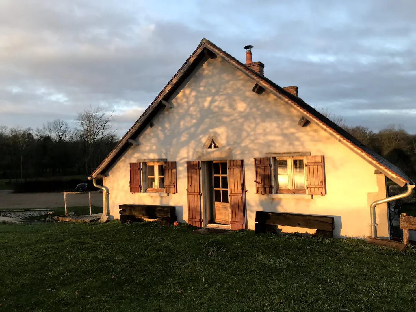 Etang de 16ha &amp; gîte haut de gamme, calme, beauté, sérénité (6 couchages) 