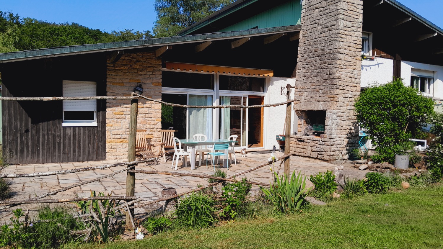 Canopée : Appartement niché au bord d’un étang tranquille 