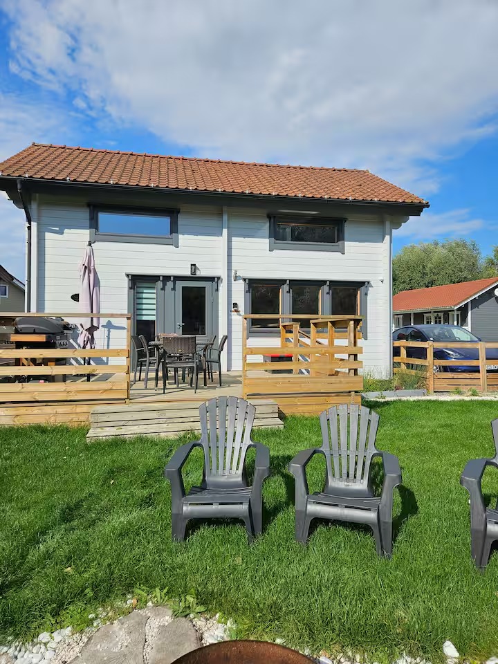 Chalet familial au bord d’un étang 