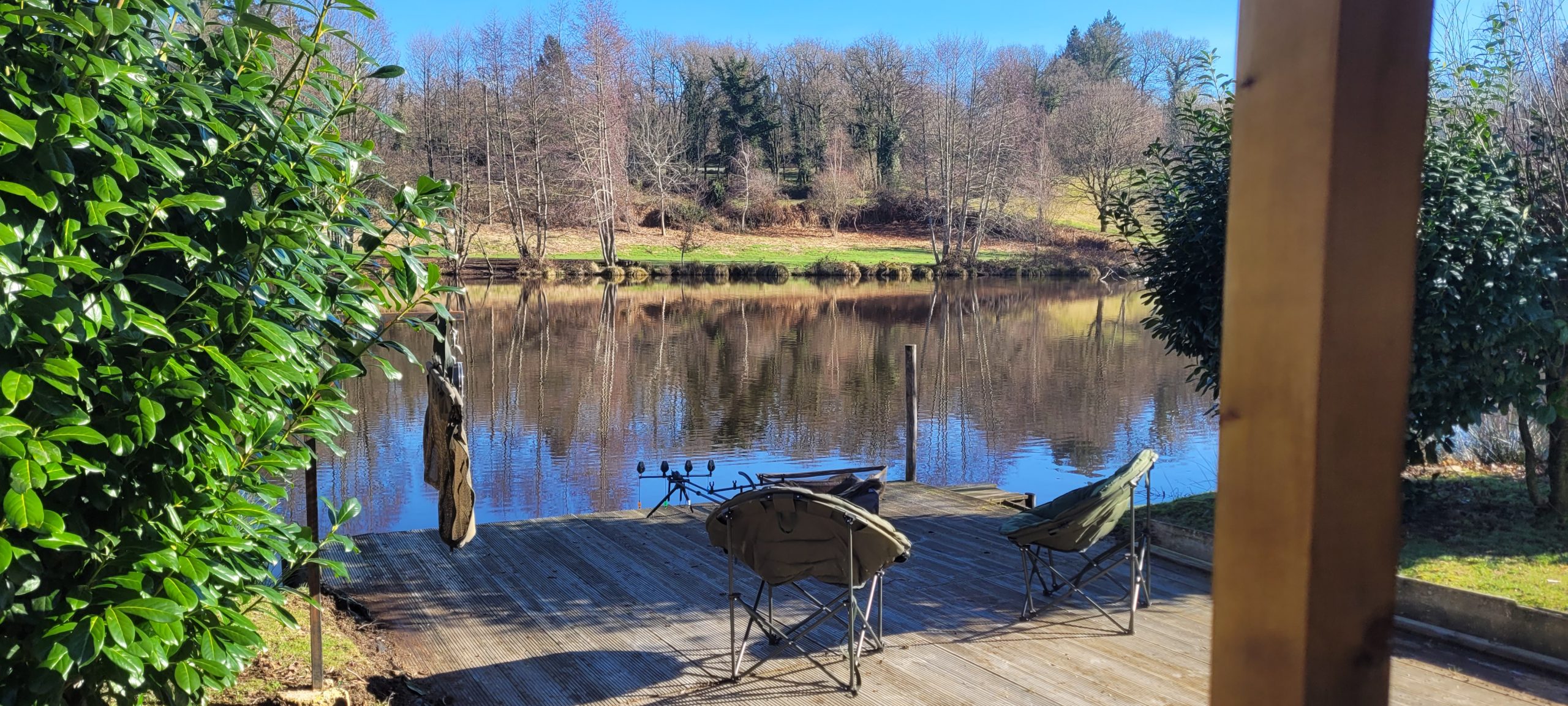 Cabane de pêche avec accès à un étang privé poste 2 