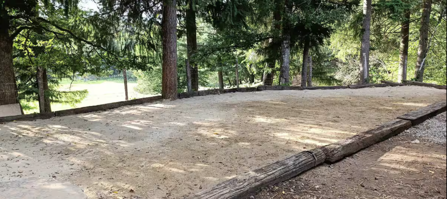 Cabane en bois avec accès privatisé sur la rivière 