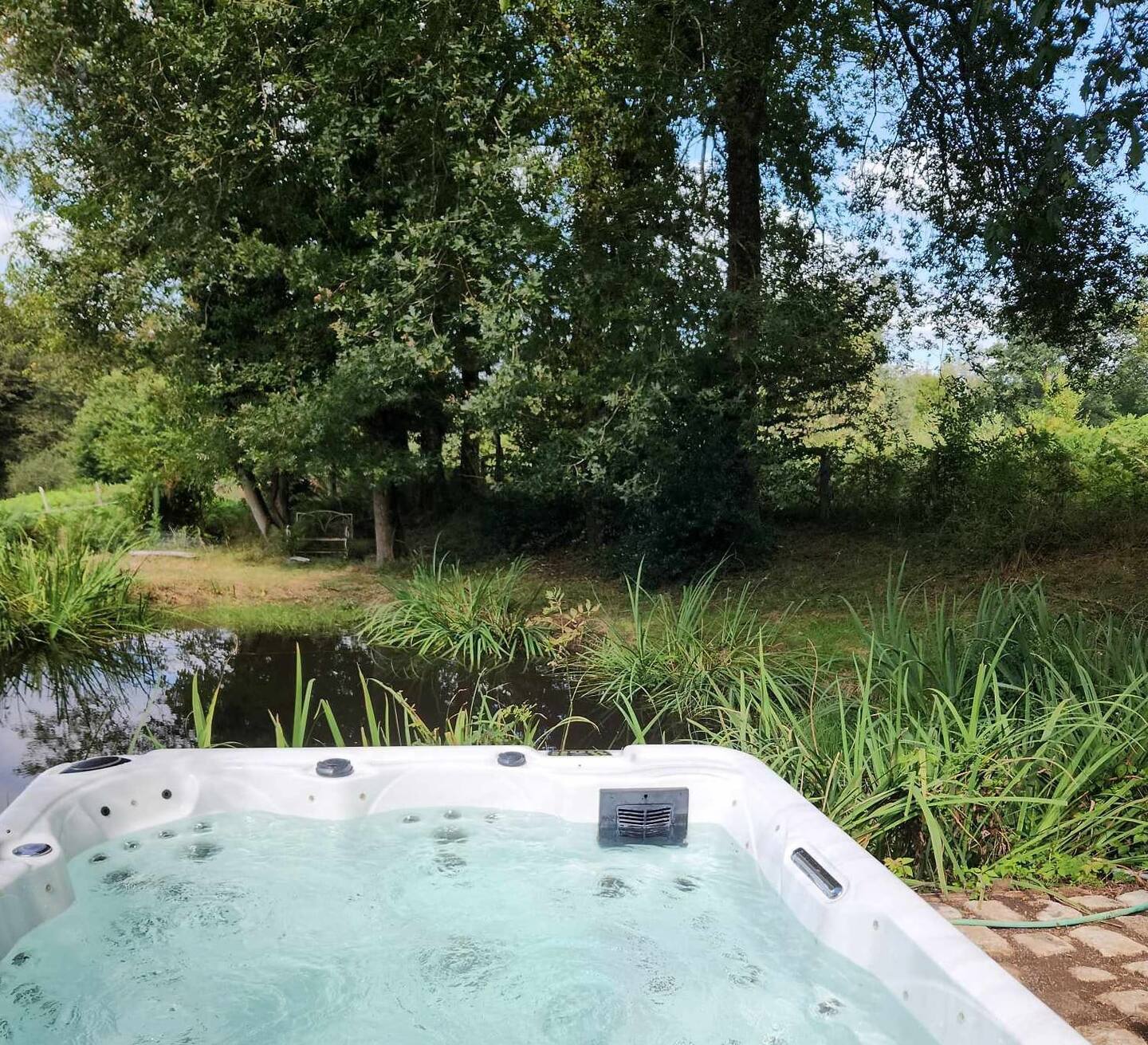 La cabane au fil de l’eau 