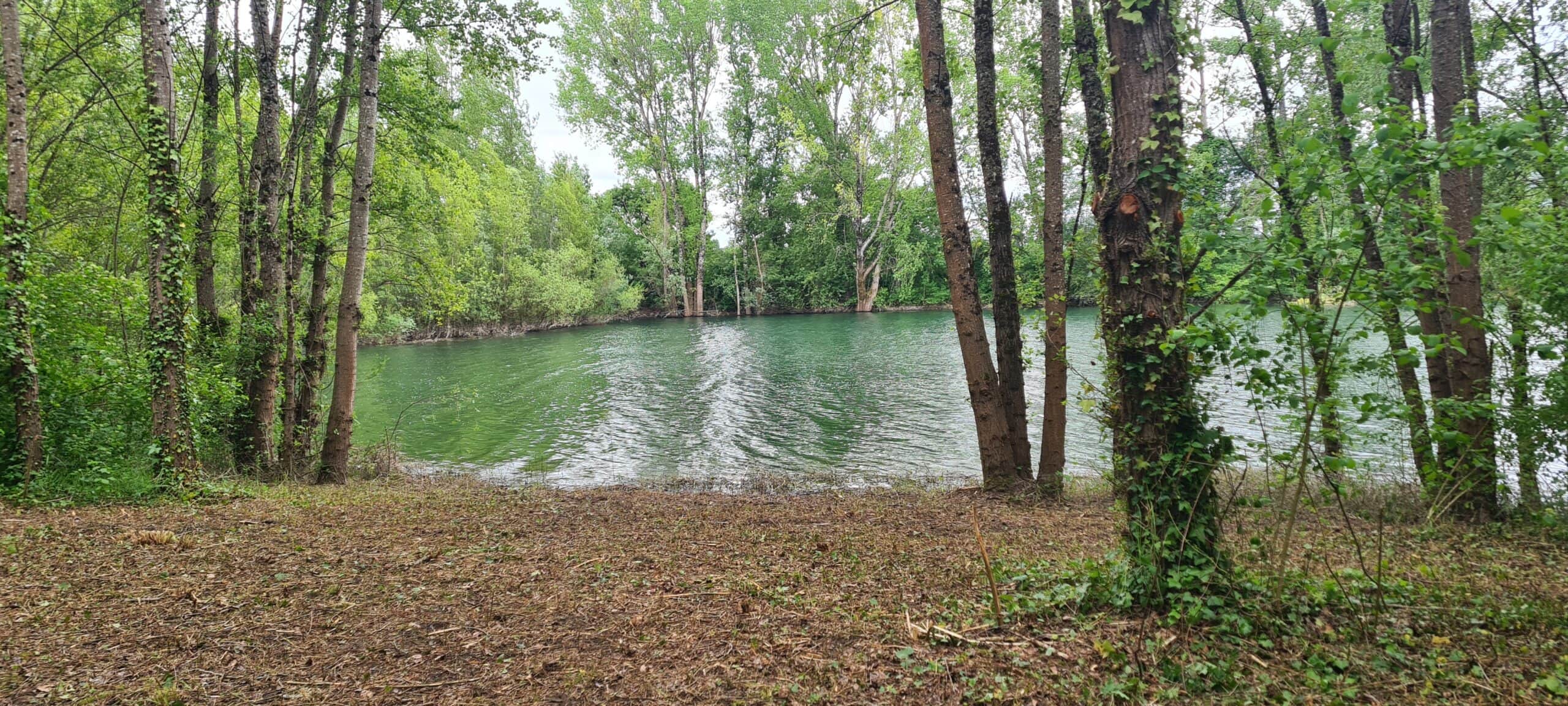 Lac sauvage 17 hectares 