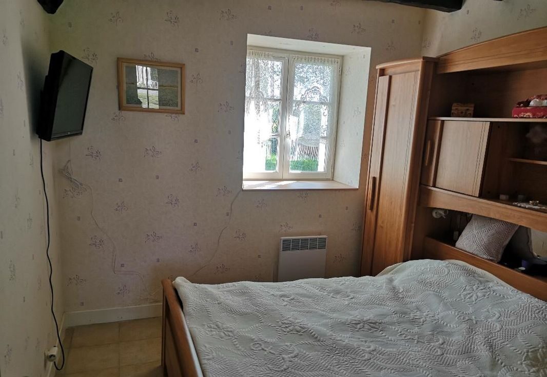 Gîte au bord d’un étang poissonneux 